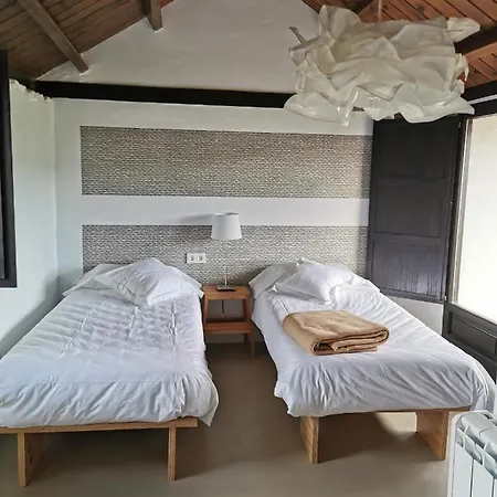 Casa De Piedra Feriehus *
